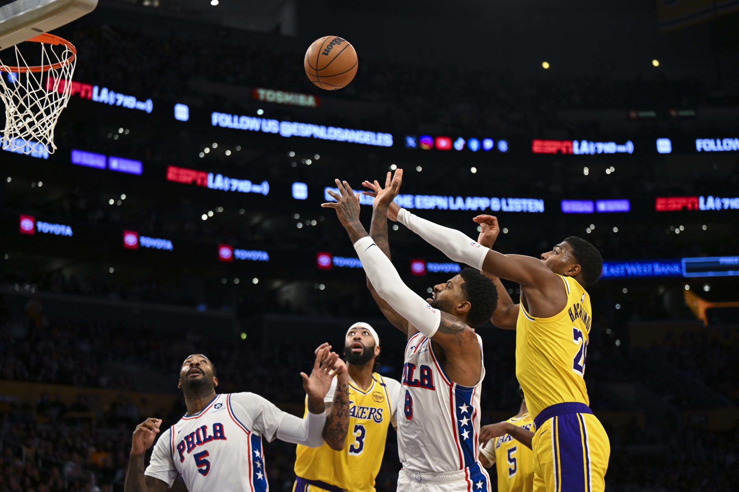 Lakers vs 76ers Player Stats: Who Topped the Charts Last Game?